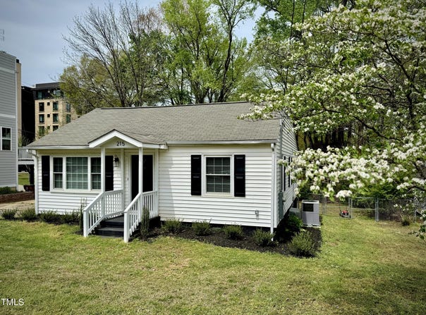 215 Walnut Street, Cary, NC 27511