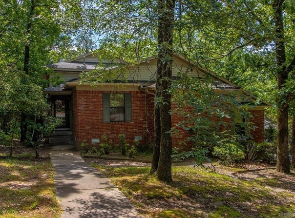 21 Woodlore Circle, Little Rock, AR 72211