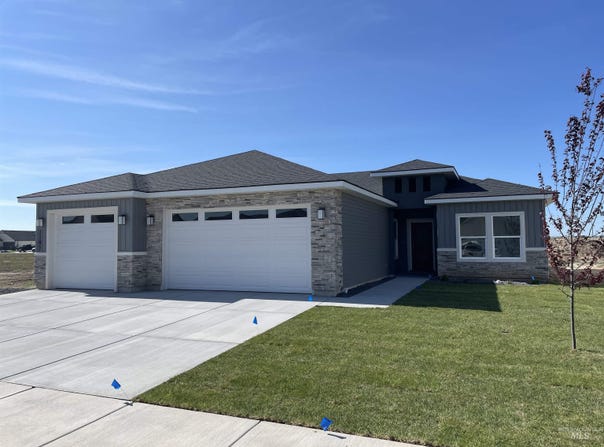 1197 Frank Henry Rd, Twin Falls, ID 83301