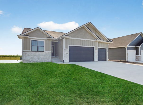 847 SW Cattail Road, Grimes, IA 50111