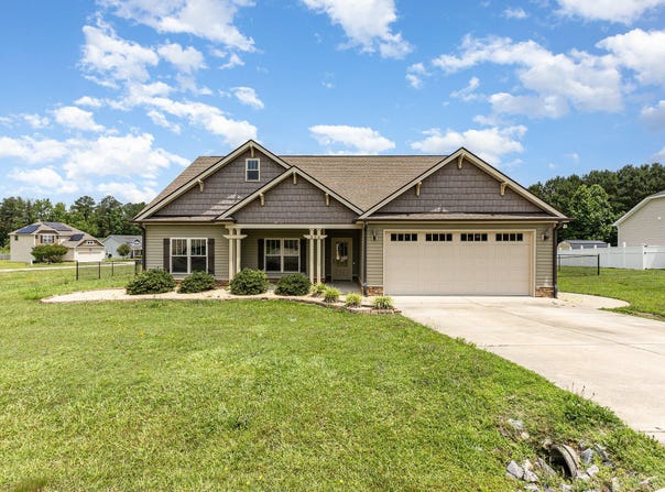 235 Camden Place Street, Princeton, NC 27569
