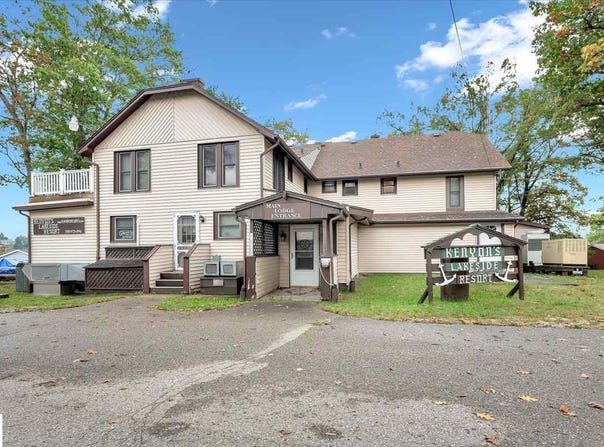 814 Kenyon Road, Lupton, MI 48635