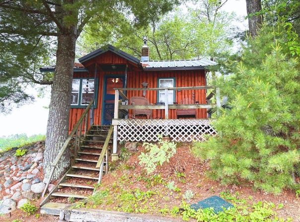 5147 PONTOON RD, Tomahawk, WI 54487