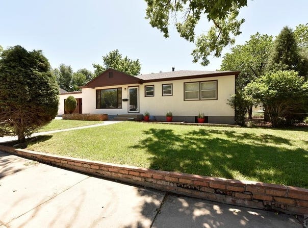1120 Horseshoe Dr, Pueblo, CO 81001
