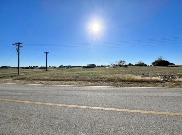 6500 Castle Royle Drive, Cleburne, TX 76033