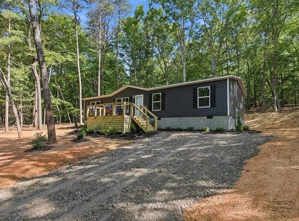 725 Tomahawk Trail, Blairsville, GA 30512