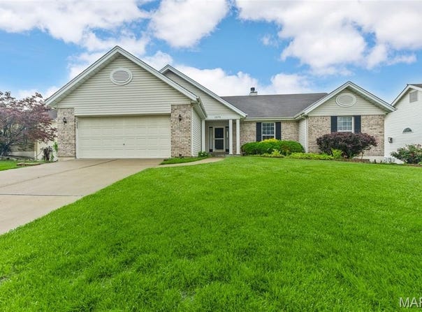1375 Norwood Hills Drive, O'Fallon, MO 63366