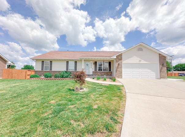 6 TJ Court, Bowling Green, MO 63334