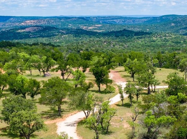 520 Isaacs Mountain Rd, Fredericksburg, TX 78675