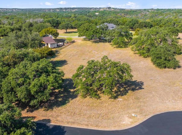 27505 Waterfall Hill Pkwy, Spicewood, TX 78669