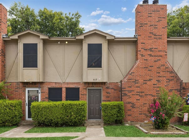 405 Cambridge Drive, Saginaw, TX 76179