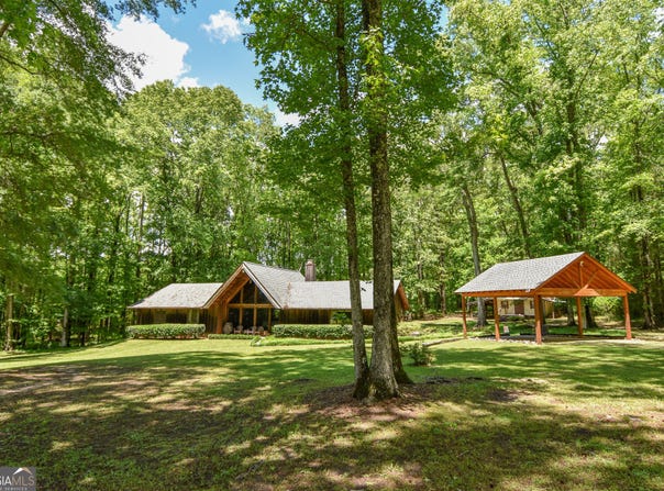 135 Zachariah, Molena, GA 30258