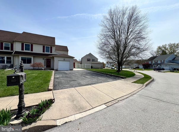 2331 CAMBRIDGE CIRCLE, HATFIELD, PA 19440