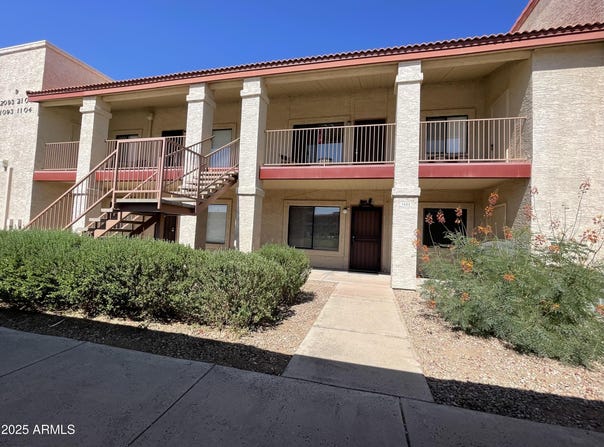 1440 N IDAHO Road, Apache Junction, AZ 85119