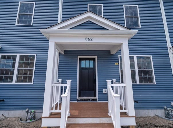 362 High St, Fall River, MA 02720
