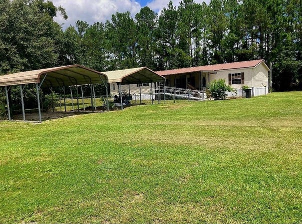 149 LITZELL ROAD, INTERLACHEN, FL 32148