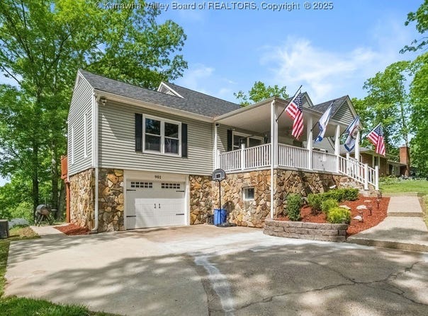 901 Evanwood Road, Charleston, WV 25314