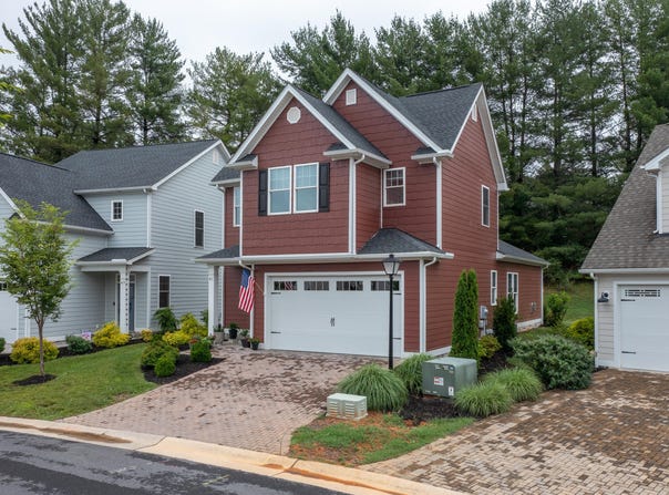 41 Chamberlain Lp, Lexington, VA 24450