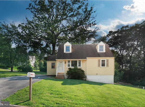 12 LONGVIEW ROAD, MALVERN, PA 19355