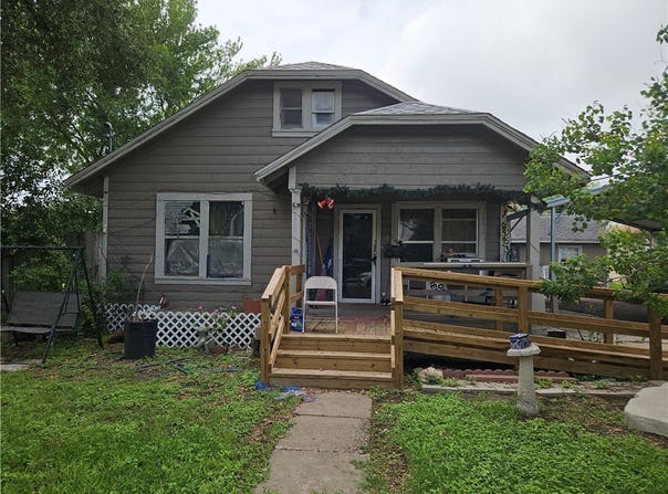 738 W 1st St., Alice, TX 78332