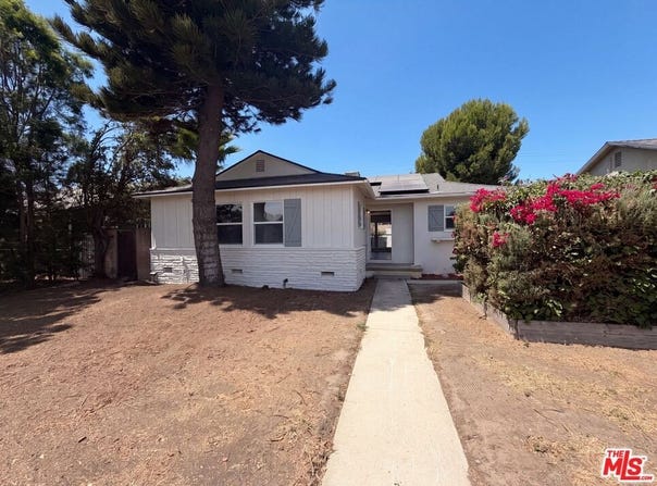 8015 Aldea Ave, Los Angeles, CA 91406
