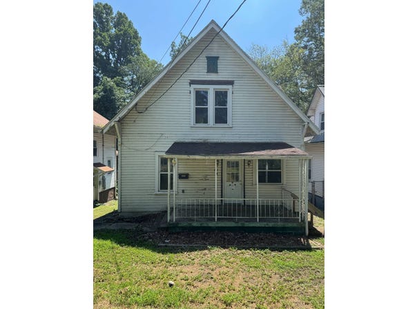 307 Mackin Street, Grafton, WV 26354