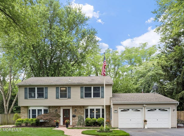 280 Double Creek Parkway, Freehold, NJ 07728