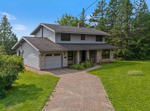 4287 St Marys Drive, Eveleth, MN 55734