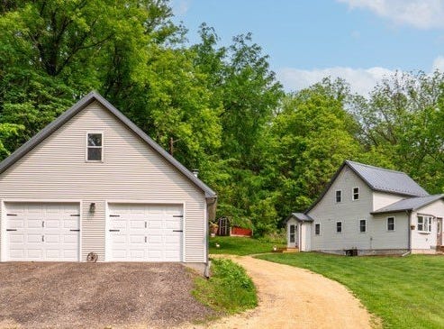 S1341 Deer Creek Road, Nelson, WI 54756