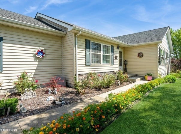 1104 Liberty Highway, New Virginia, IA 50210