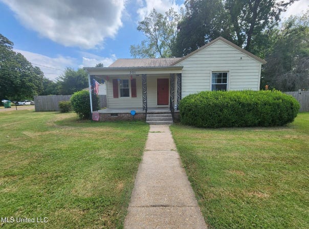 301 Hopson Street, Tutwiler, MS 38963