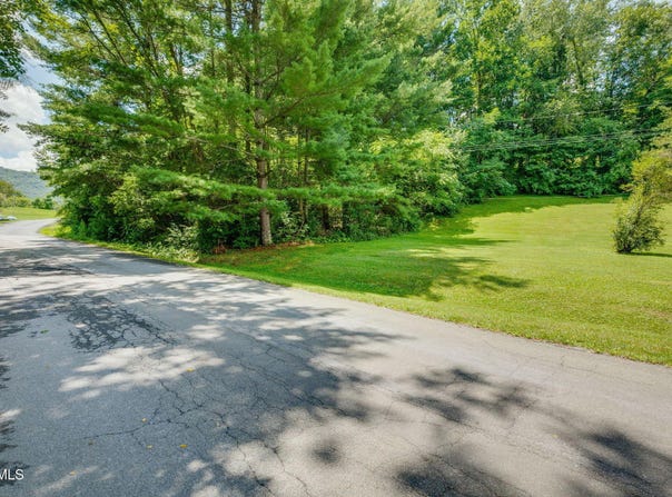 Tbd Laredo Street, Tazewell, VA 24651
