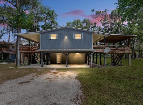 7870 SW 25TH Place, BELL, FL 32619