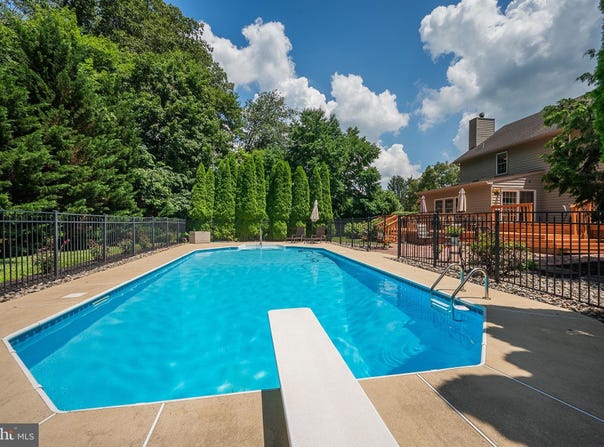305 E BARTRAM LANE E, HOCKESSIN, DE 19707