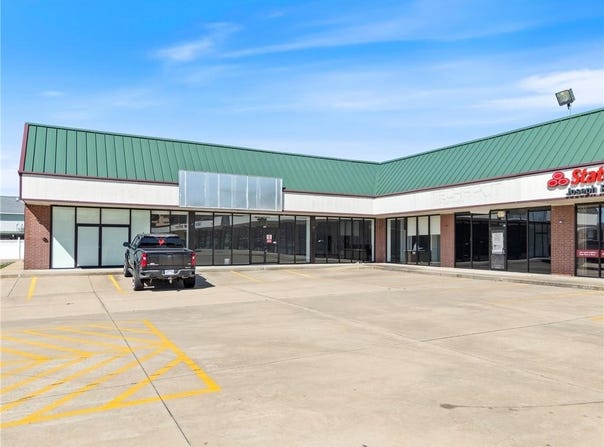 2213 Fayetteville  RD, Van Buren, AR 72956
