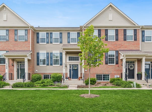 1731 Sager Way, Batavia, IL 60510
