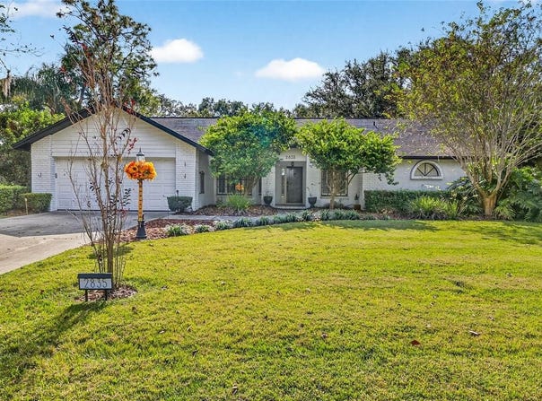 2835 HAMMOCK Drive, PLANT CITY, FL 33566