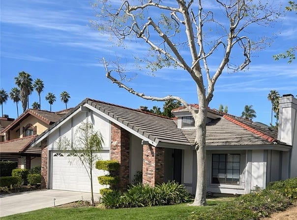 2667 Victoria Park, Riverside, CA 92506