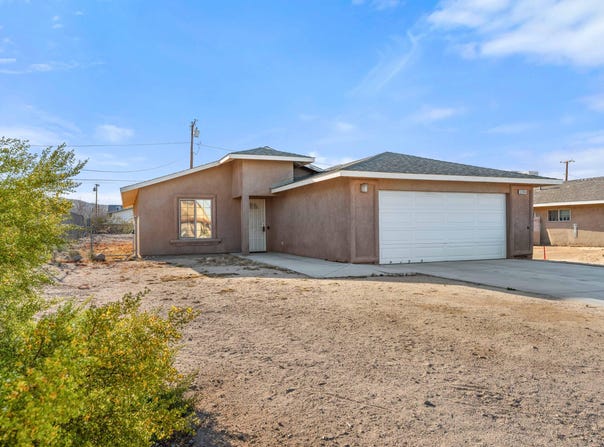 6994 49 Palms Avenue, 29 Palms, CA 92277