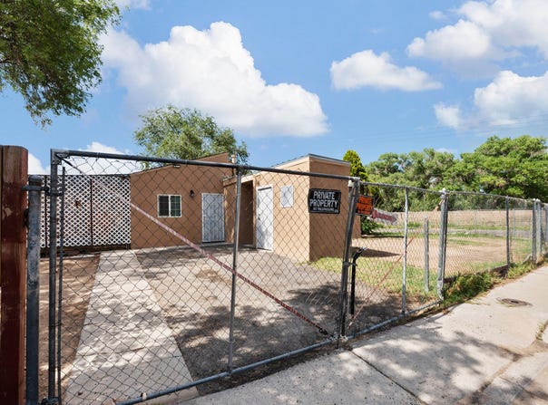 147 SUNSET Place SW, Albuquerque, NM 87105