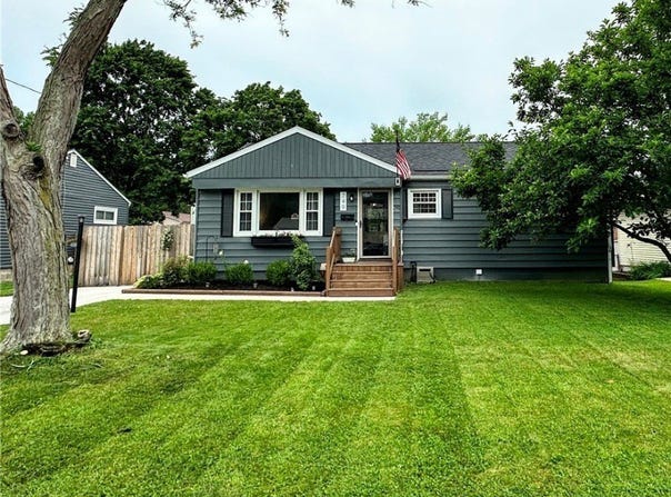 749 Eastland Avenue, Ravenna, OH 44266