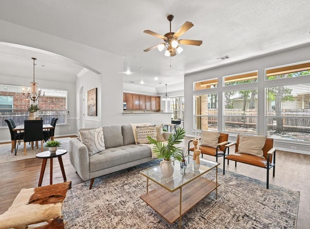 428 Crooked CRK, Buda, TX 78610