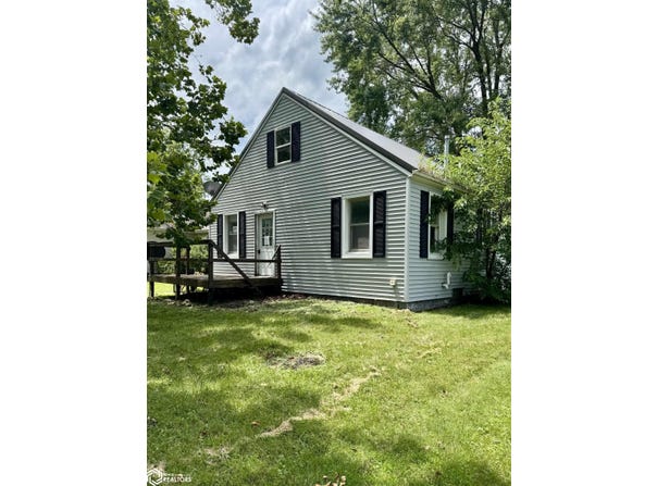 808 Park Street, Donnellson, IA 52625
