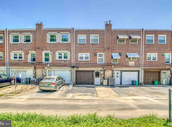 1029 TAYLOR DRIVE, FOLCROFT, PA 19032