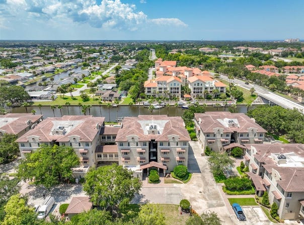 106 CLUB HOUSE DRIVE, PALM COAST, FL 32137
