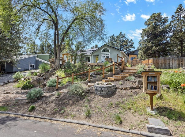2807 NE Lotno Drive, Bend, OR 97701