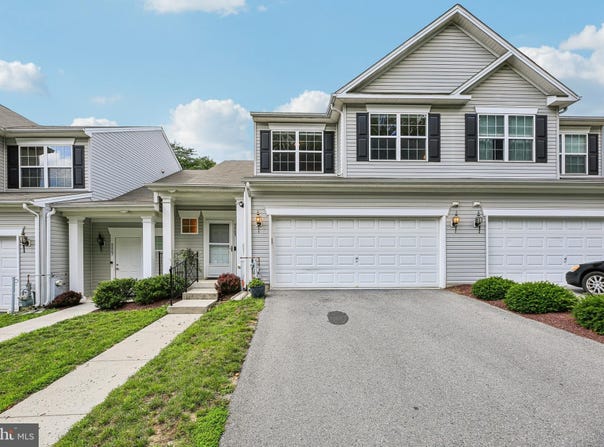 8809 HUB GARTH, JESSUP, MD 20794