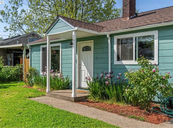2567 WOOD Ave, Eugene, OR 97402