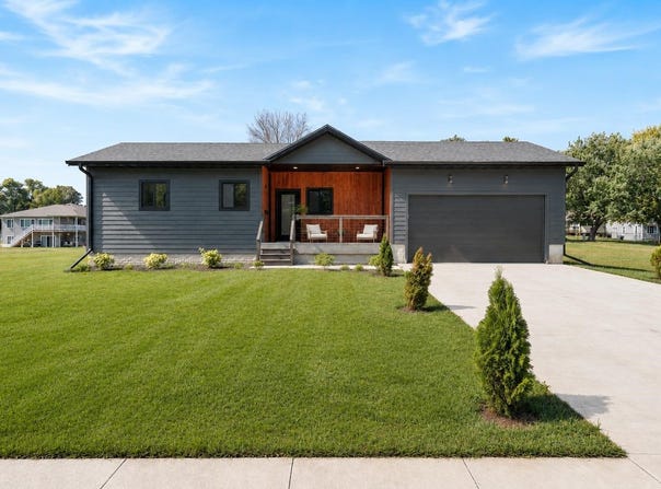 707 S Greene, Rock Rapids, IA 51246