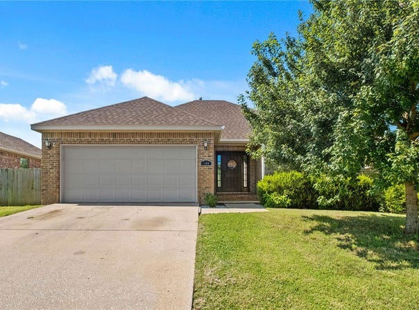 600 Worchester, Siloam Springs, AR 72761